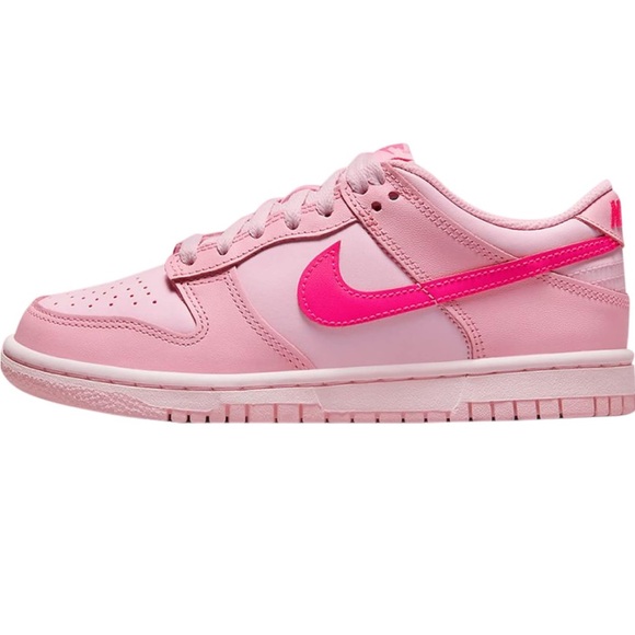 Nike Dunk Low Med Soft Pink/Pink Size 5 (boys) - Picture 3 of 6